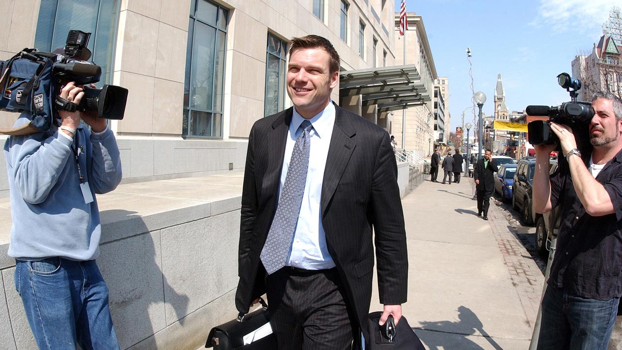 kris-kobach-new-hero